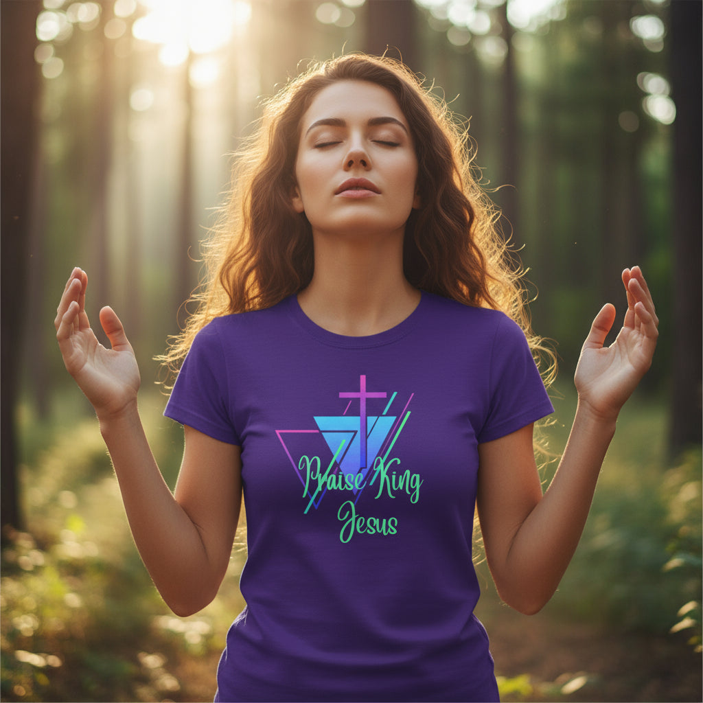 Praise King Jesus - Short Sleeve Tee