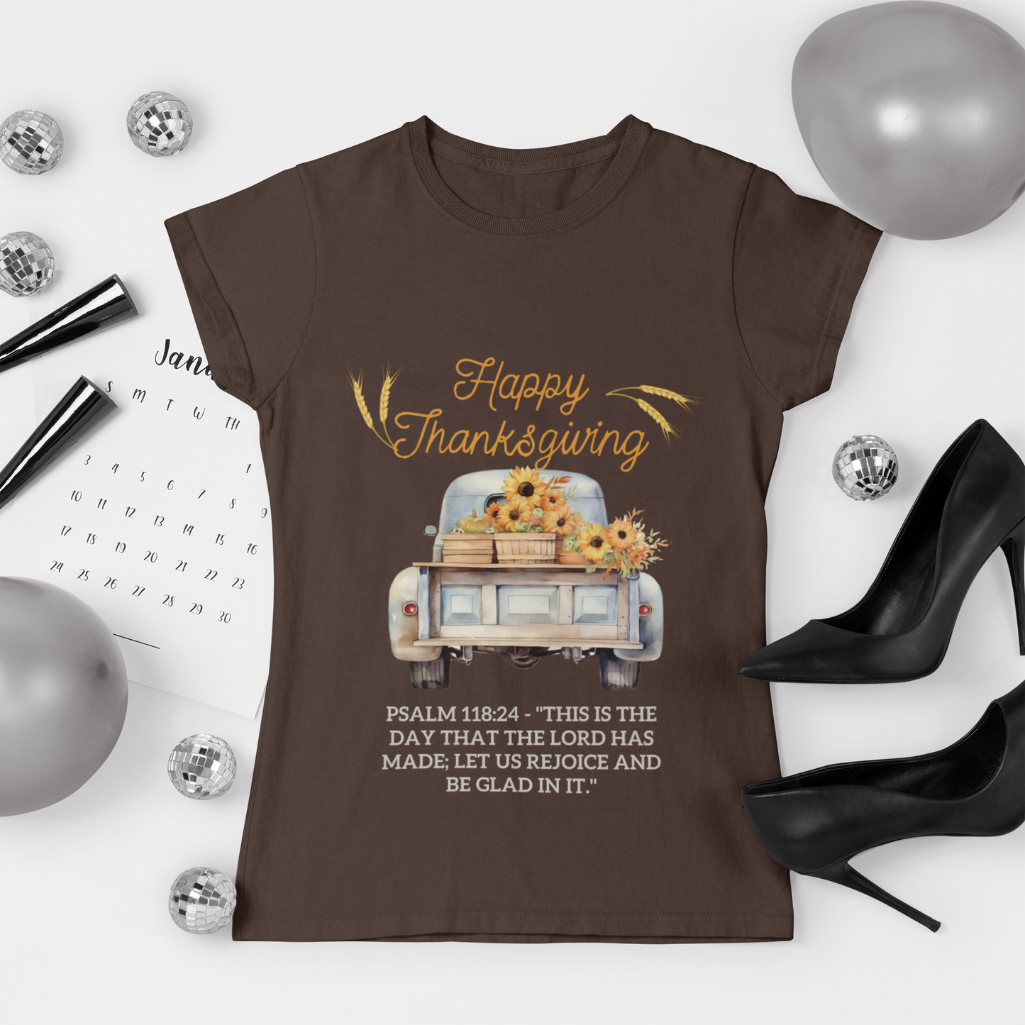 Happy Thanksgiving Vintage T Shirt, country charm, bountiful blessings, great for the holidays