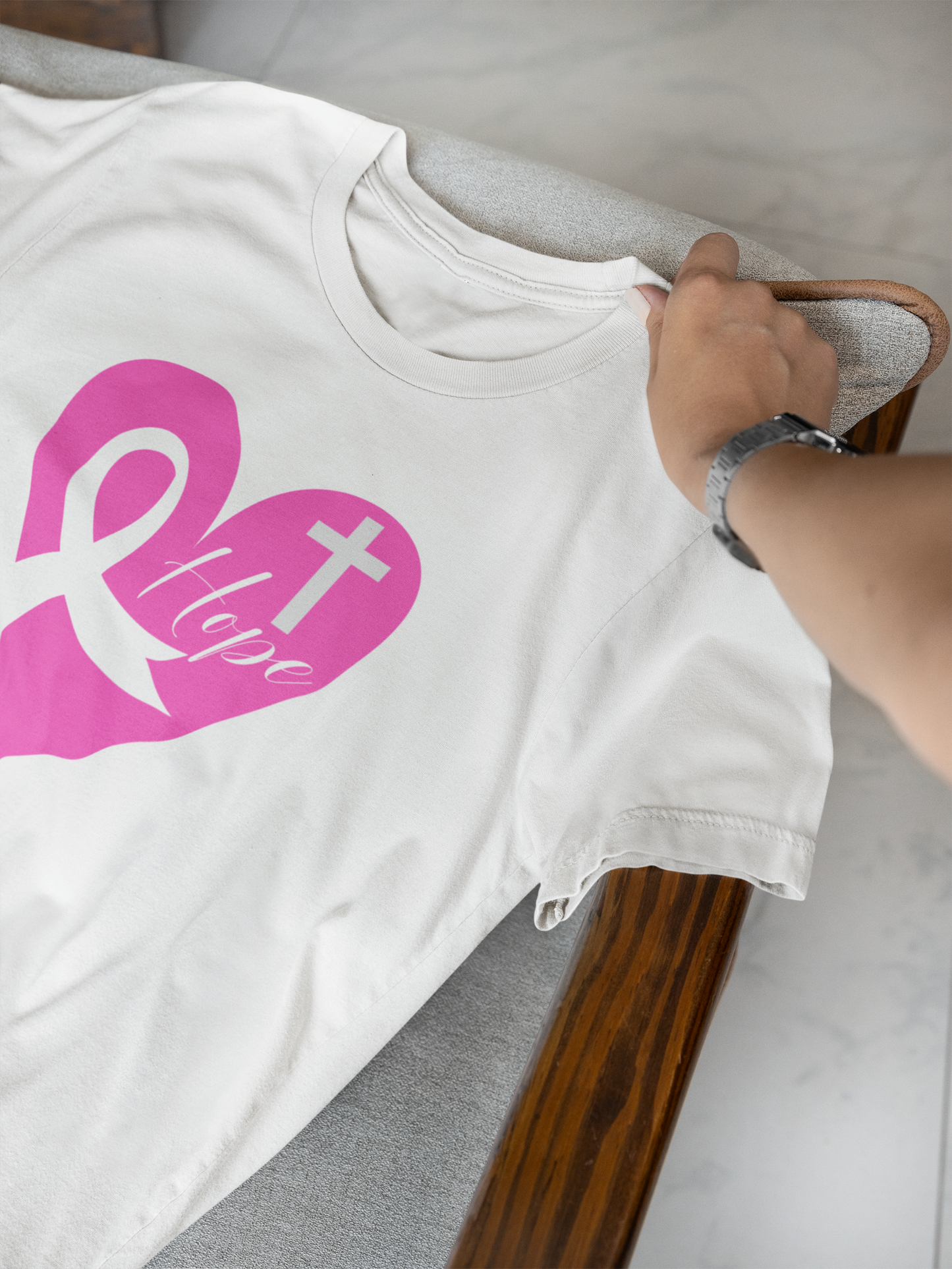 Hope Heart healing in Jesus - Faith & Empowerment Shirt for Cancer Awareness, Gift for Loved Ones, Inspirational Quote T-Shirt, Support & [...]